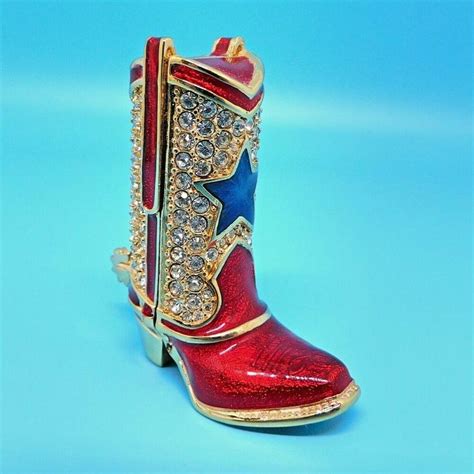 estee lauder beautiful boots